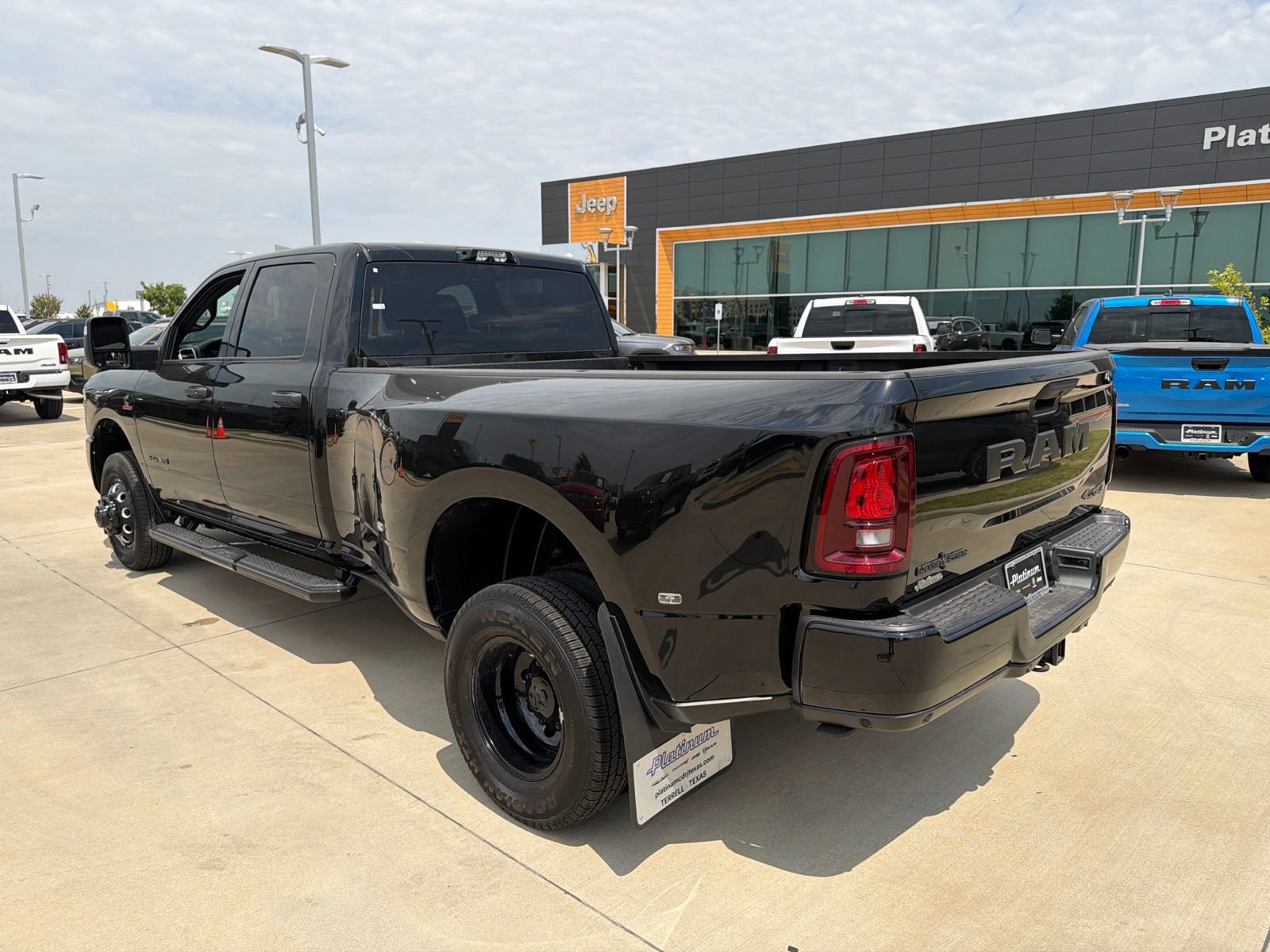 New 2026 RAM 3500 Lone Star AWD/4WD image 3