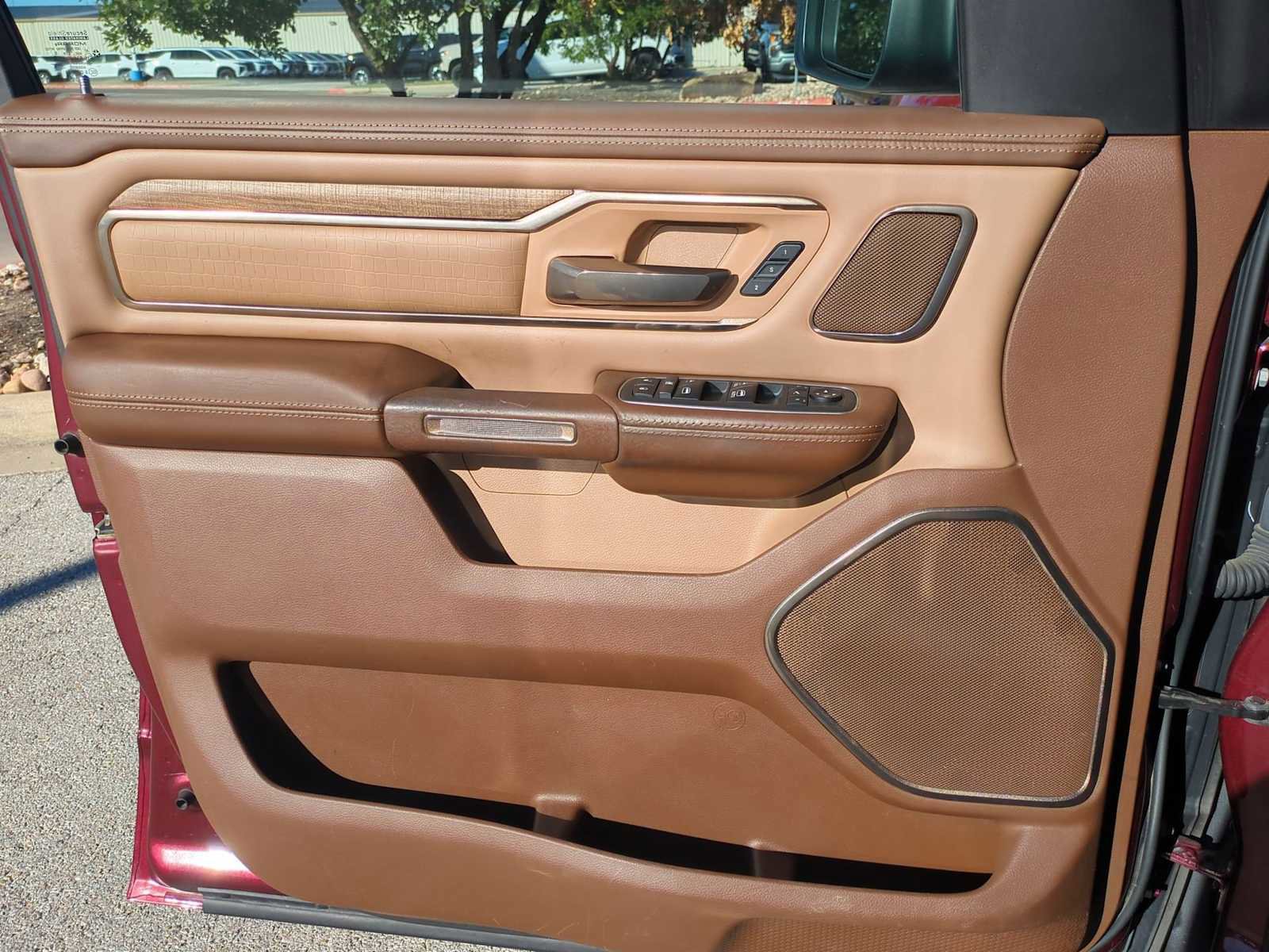 Used 2019 RAM 1500 Laramie Longhorn image 23