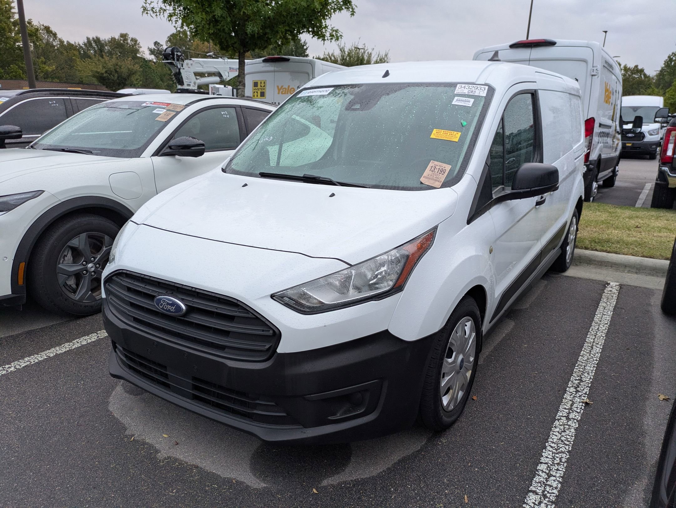 Used 2020 Ford Transit Connect XL image 3
