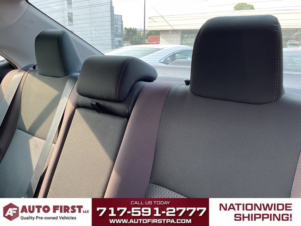 Used 2019 Toyota Corolla LE FWD image 11
