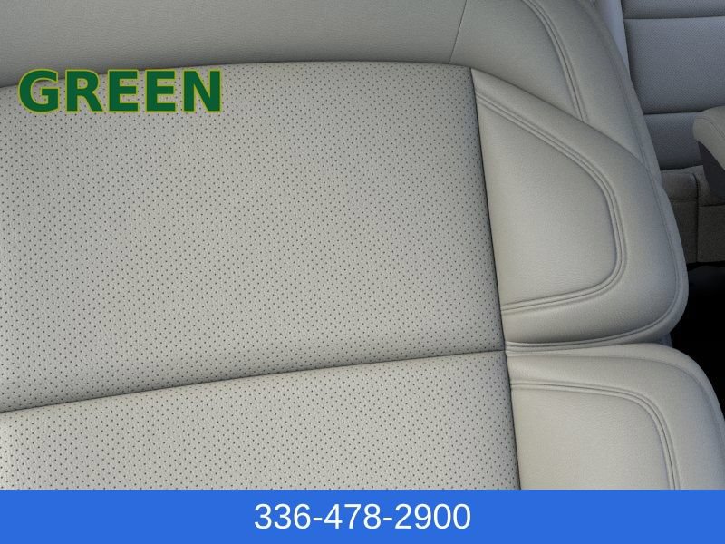Used 2026 Lincoln Navigator L Reserve AWD/4WD image 16