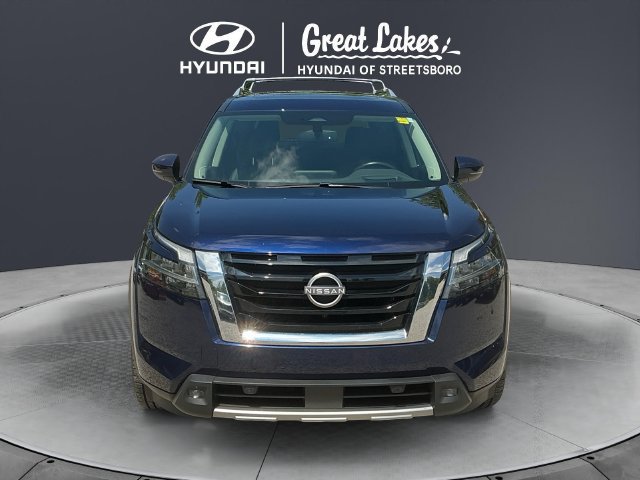 Used 2022 Nissan Pathfinder Platinum w/ Cargo Package AWD/4WD image 9