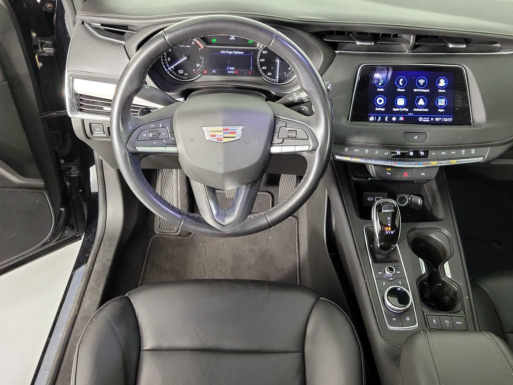 Used 2021 Cadillac XT4 Premium Luxury w/ Driver Awareness Package FWD image 16