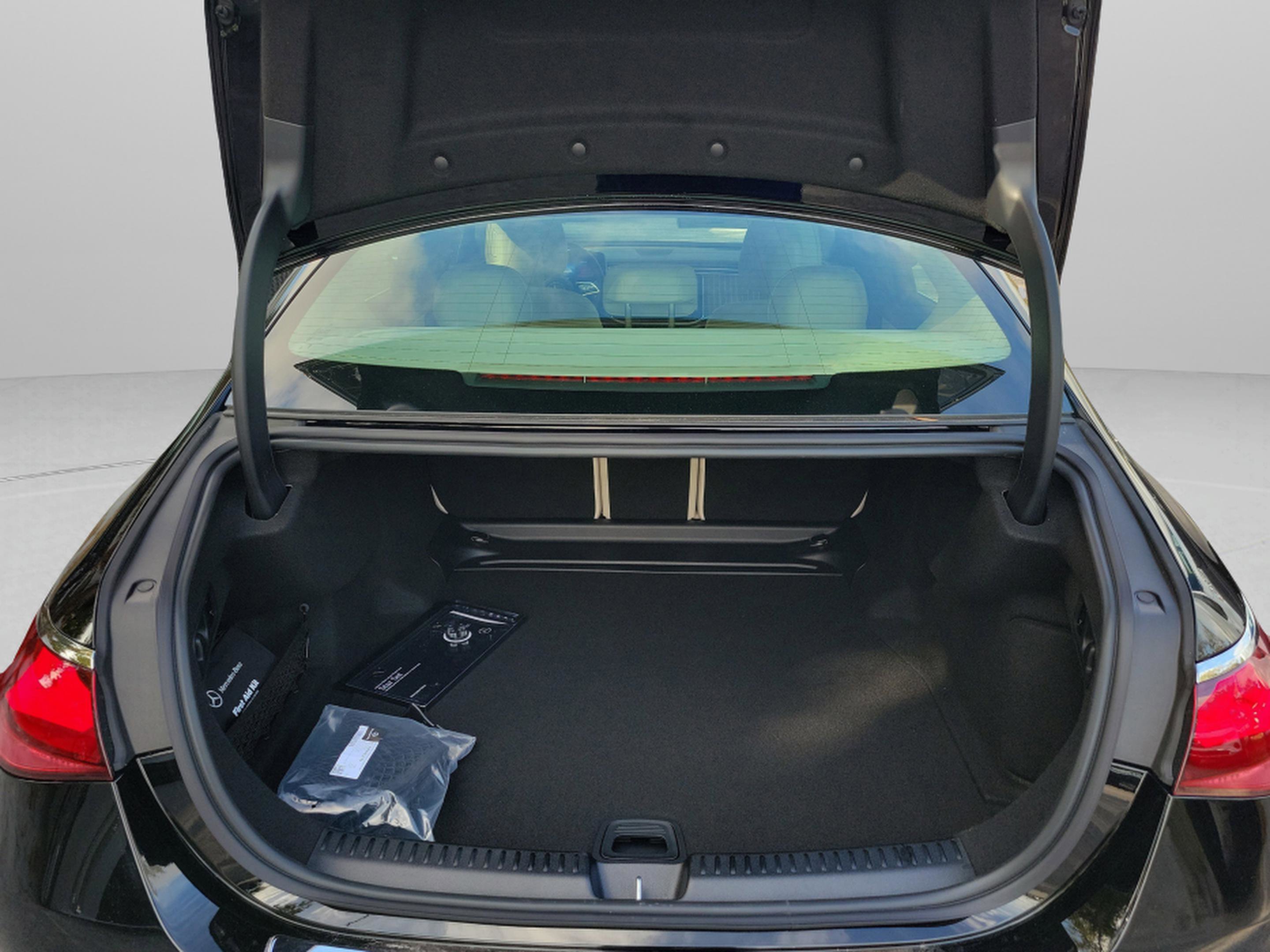 Certified 2026 Mercedes-Benz E 350 Sedan image 9