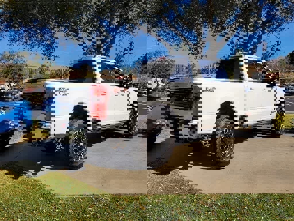 New 2025 Ford F250 Platinum image 7