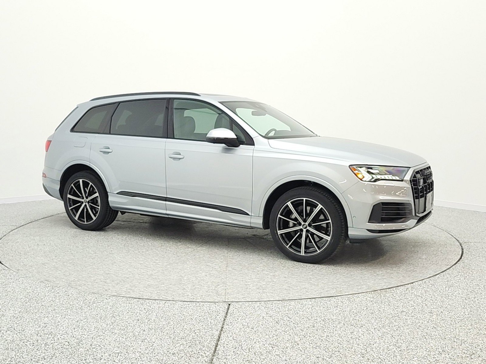 Used 2023 Audi Q7 3.0T Premium Plus w/ Premium Plus Package image 3