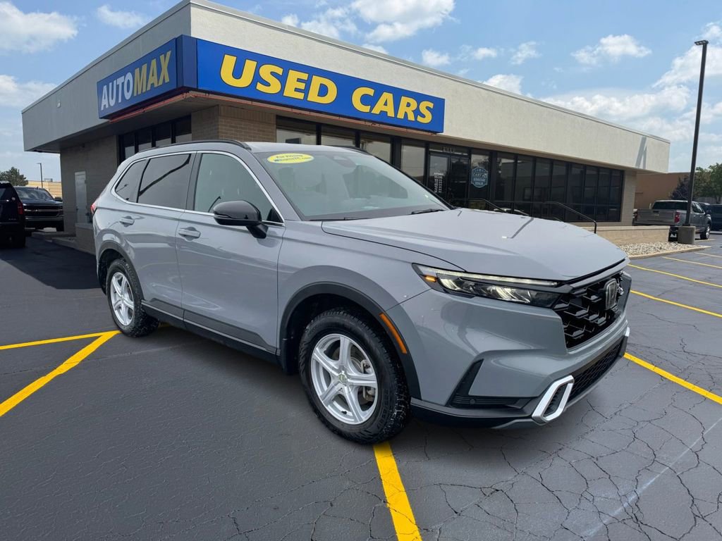 Used 2025 Honda CR-V Sport Touring image 4