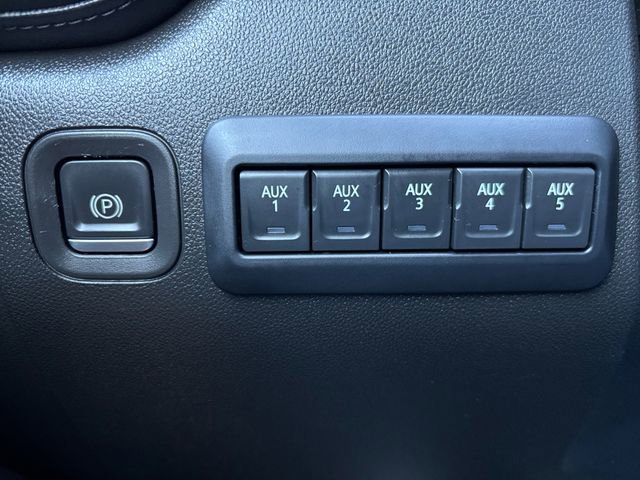 Used 2022 Chevrolet Silverado 3500 High Country w/ Z71 Off-Road Package image 20