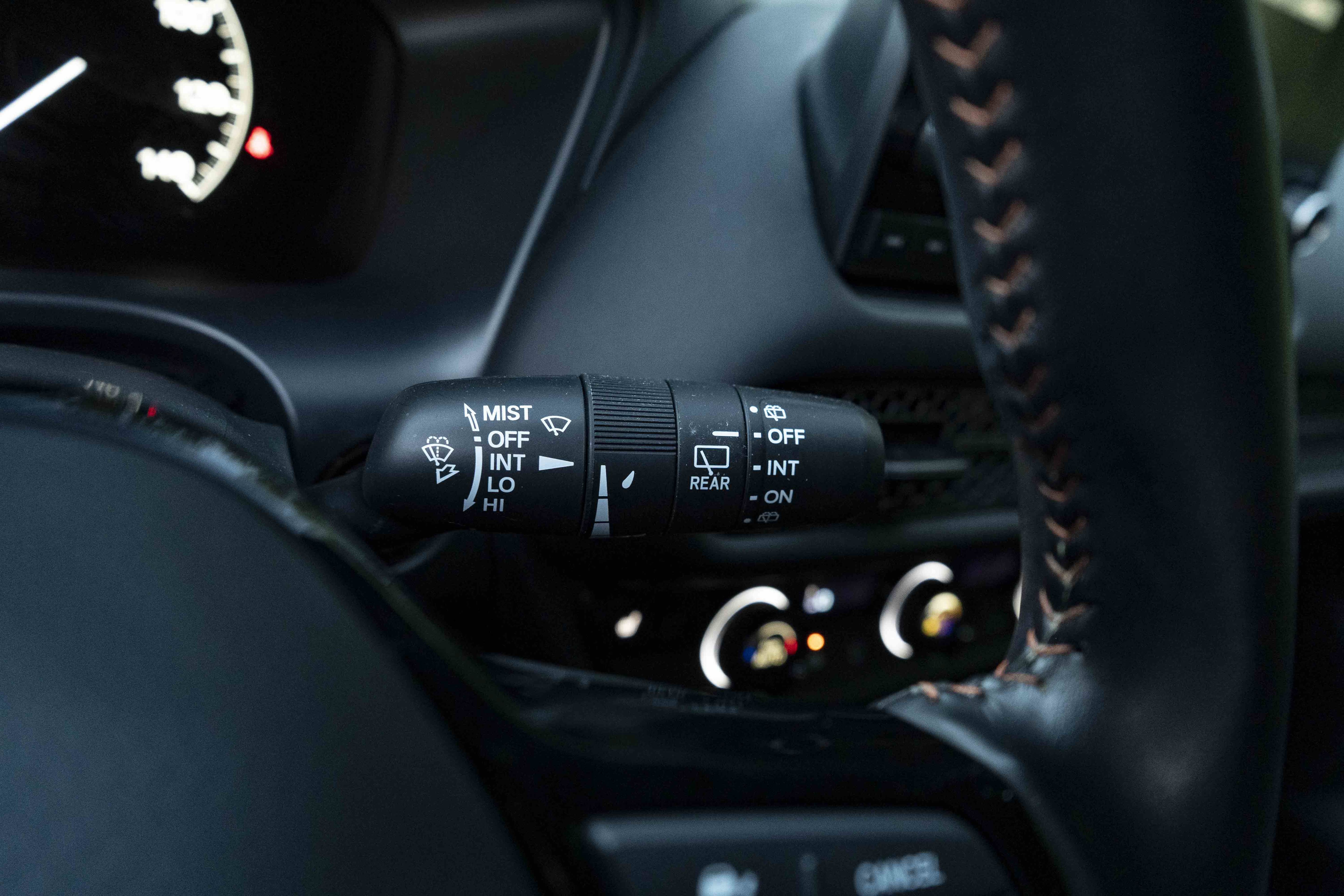 Certified 2025 Honda HR-V Sport image 25