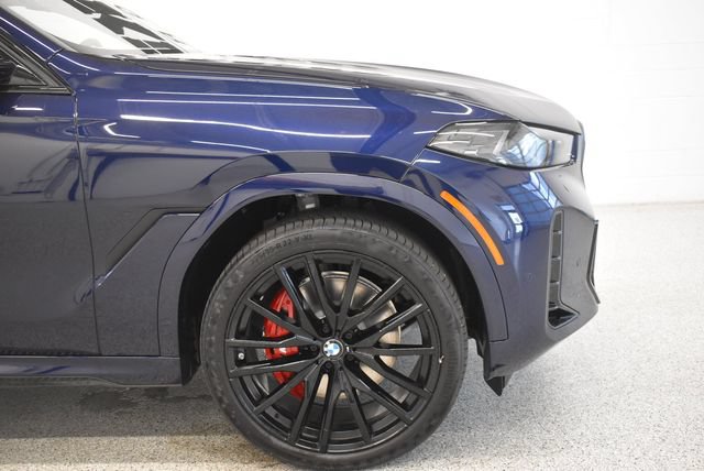 New 2027 BMW X6 xDrive40i w/ Climate Comfort Package AWD/4WD image 13