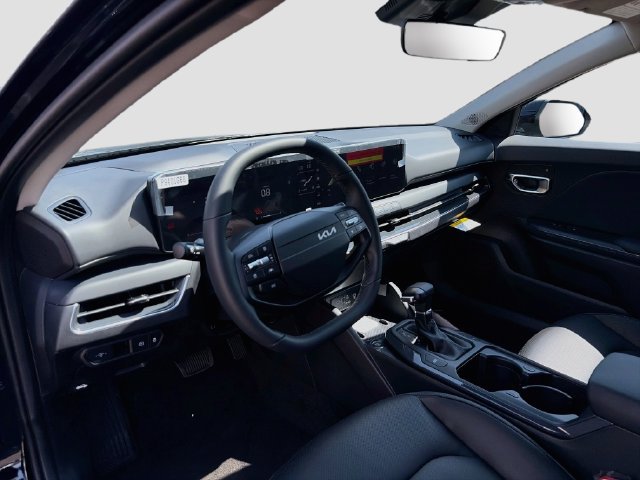 New 2026 Kia K4 EX FWD image 9