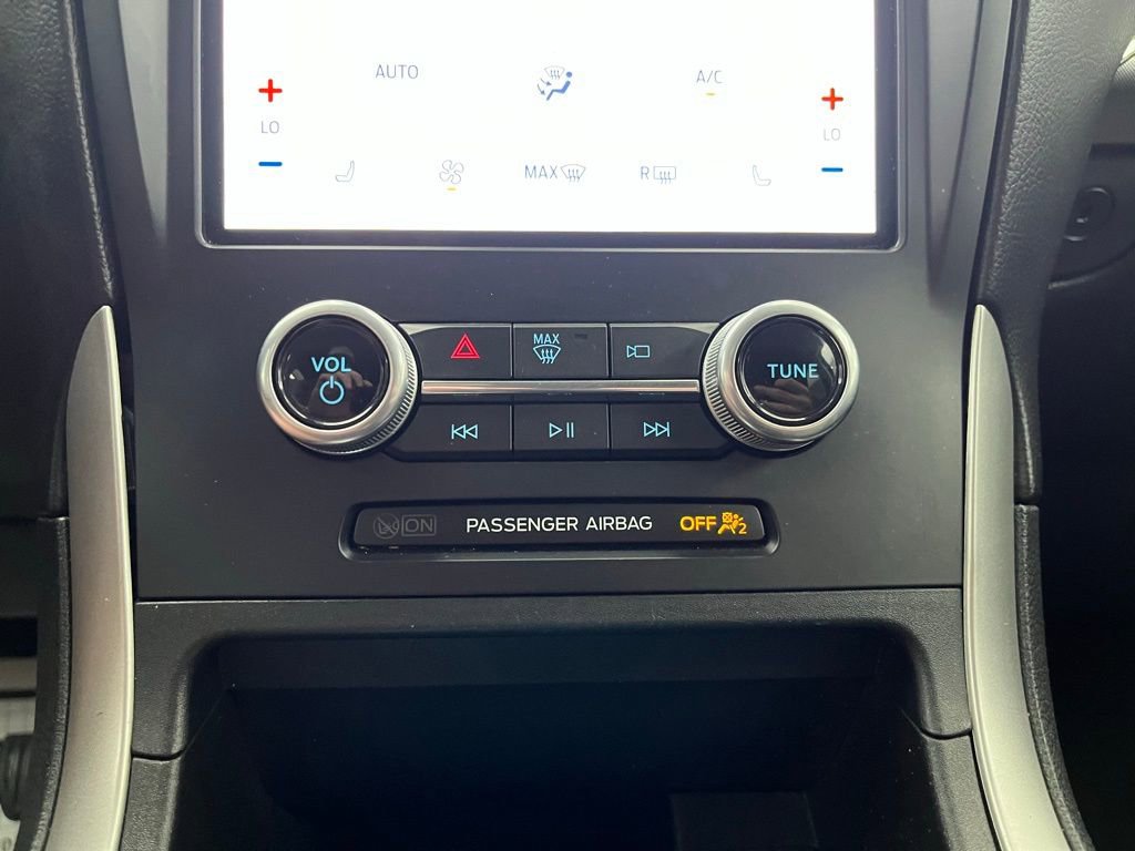 Used 2022 Ford Edge SEL image 23