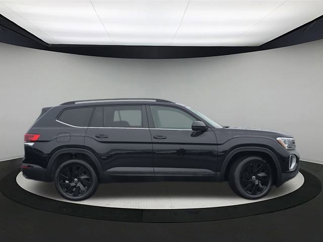 New 2026 Volkswagen Atlas SE image 8