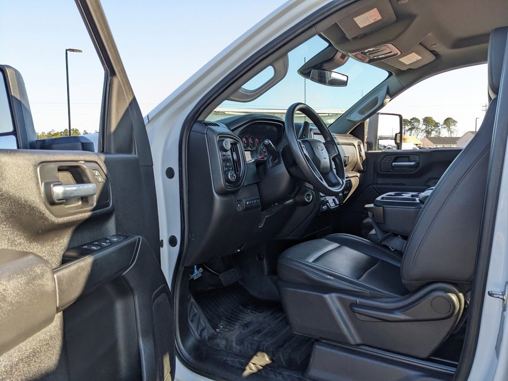 Used 2024 Chevrolet Silverado 3500 W/T w/ Snow Plow Prep Package image 37