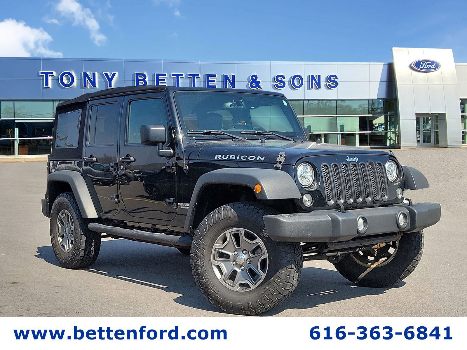 Used 2017 Jeep Wrangler Unlimited Rubicon w/ Connectivity Group image 1