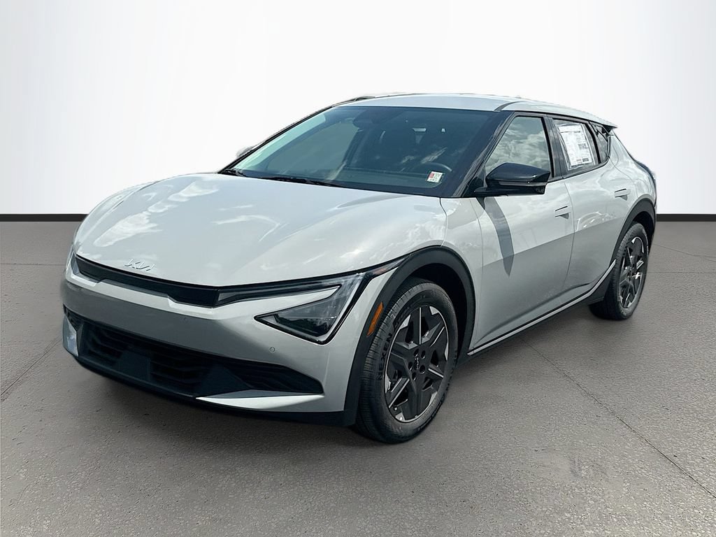 New 2026 Kia EV6 Light RWD image 3