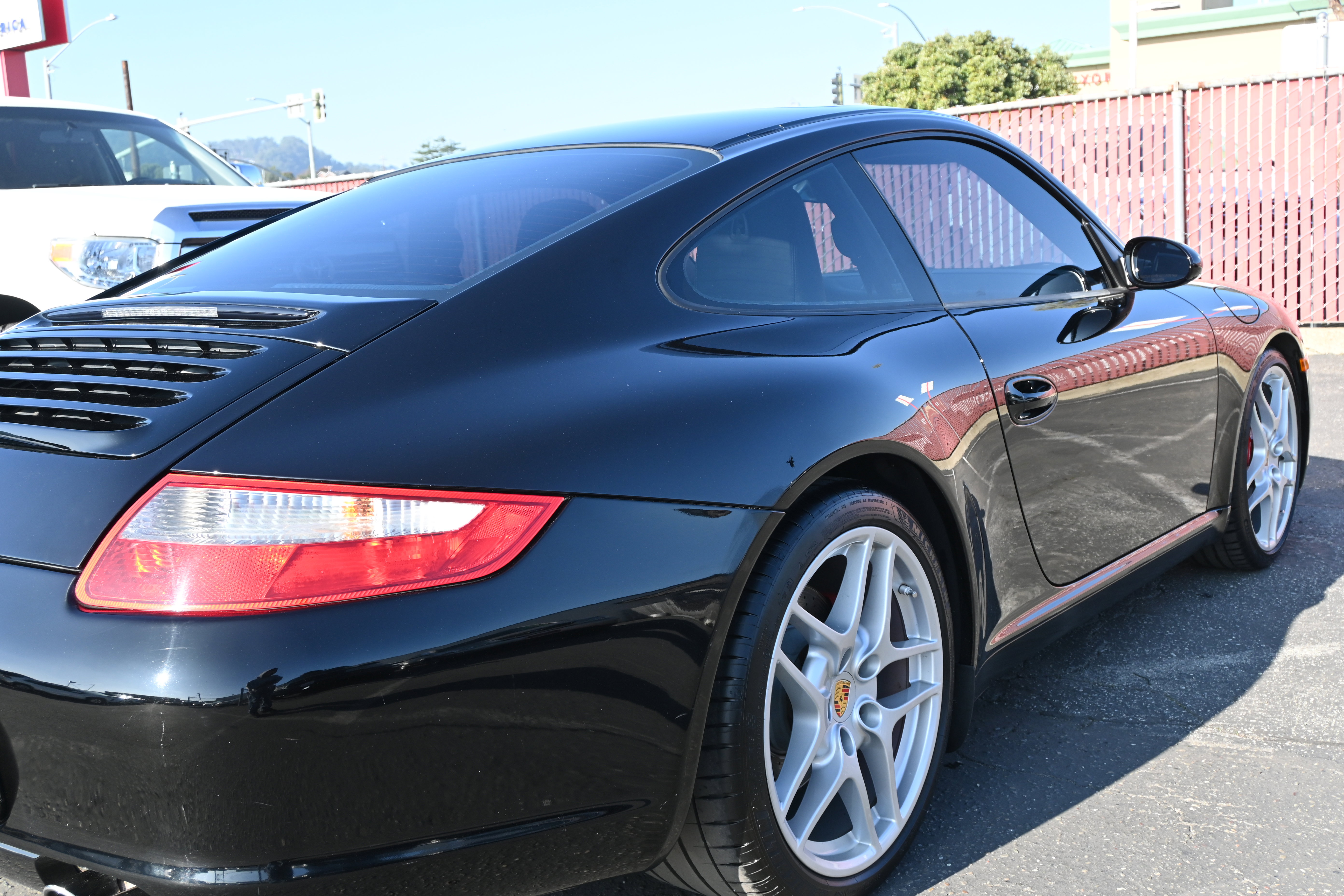 Used 2007 Porsche 911 Carrera S image 19
