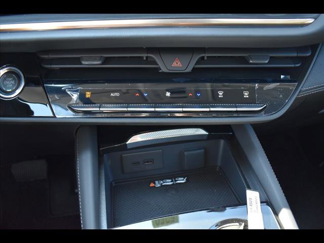 New 2025 Buick Envision Avenir image 18