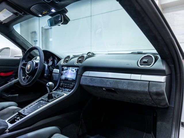 Certified 2020 Porsche 718 Cayman GT4 image 27