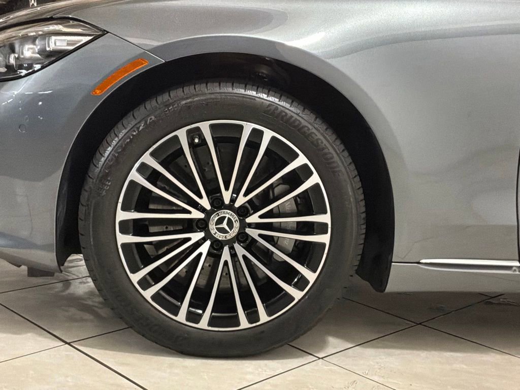 Used 2025 Mercedes-Benz S 580 4MATIC Sedan image 16