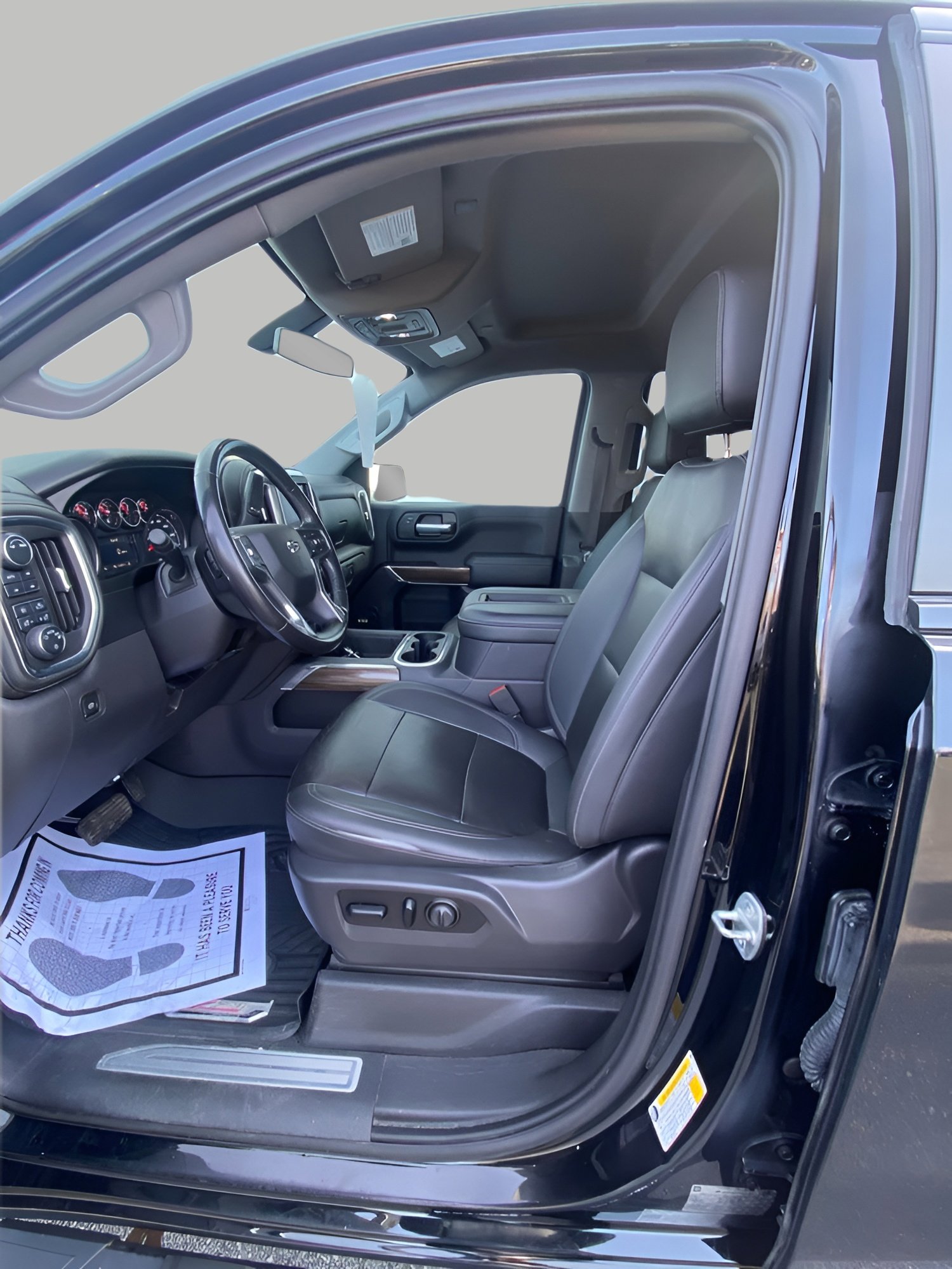 Used 2021 Chevrolet Silverado 1500 LT Trail Boss w/ Convenience Package II AWD/4WD image 9