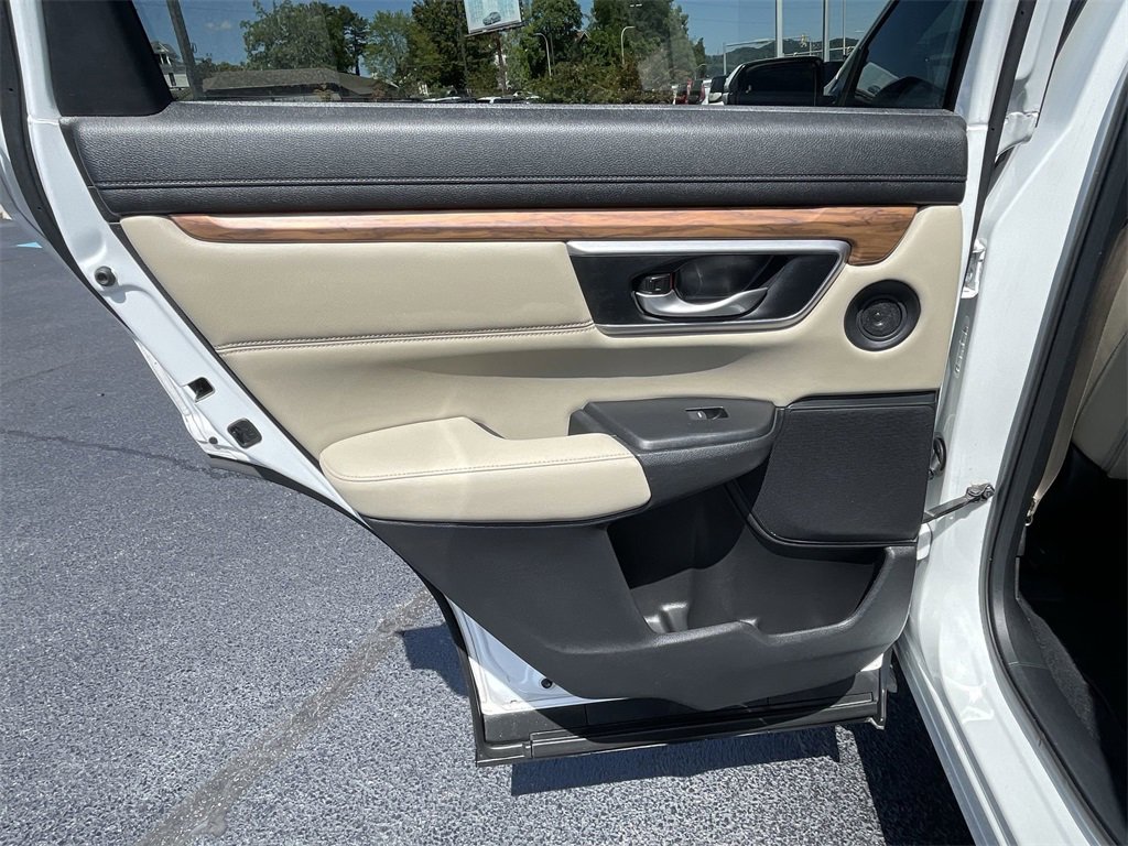 Used 2020 Honda CR-V Touring image 23