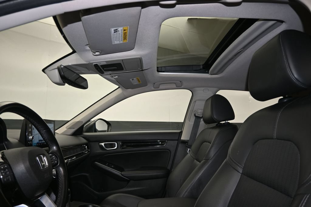 Used 2024 Honda Civic Touring image 29