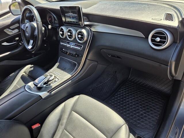 Used 2016 Mercedes-Benz GLC 300 w/ Sport Package image 22