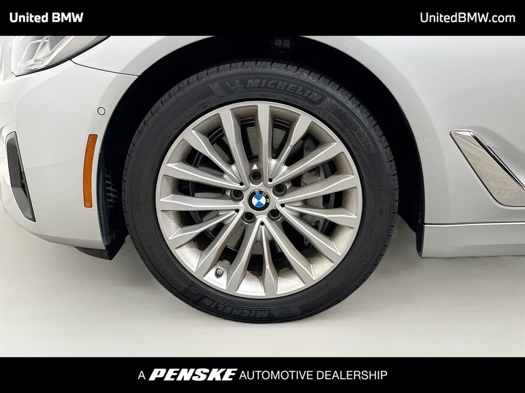 Used 2021 BMW 540i RWD image 2
