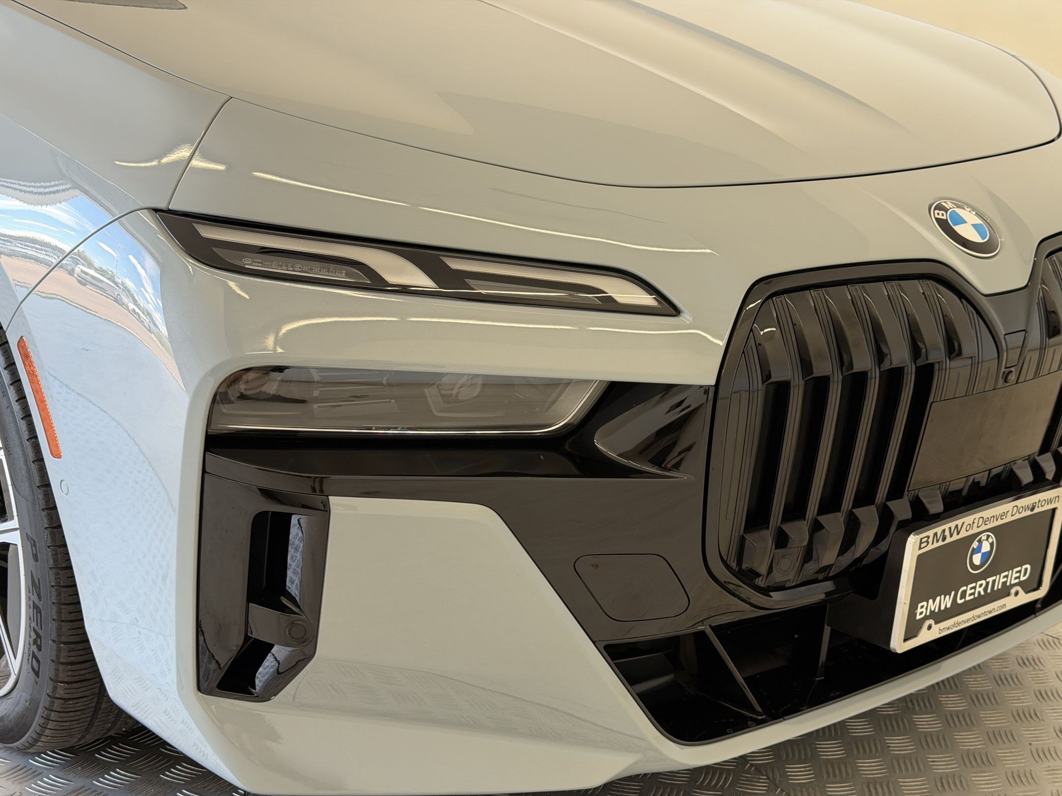 Certified 2023 BMW 760i xDrive AWD/4WD image 12