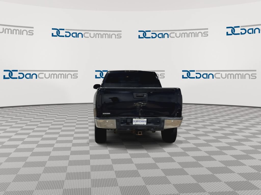 Used 2011 Chevrolet Silverado 1500 LT w/ All-Star Edition AWD/4WD image 7