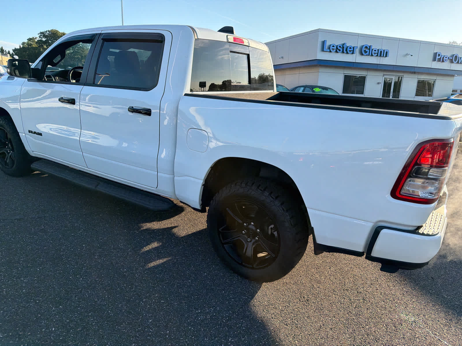 Used 2023 RAM 1500 Big Horn AWD/4WD image 5