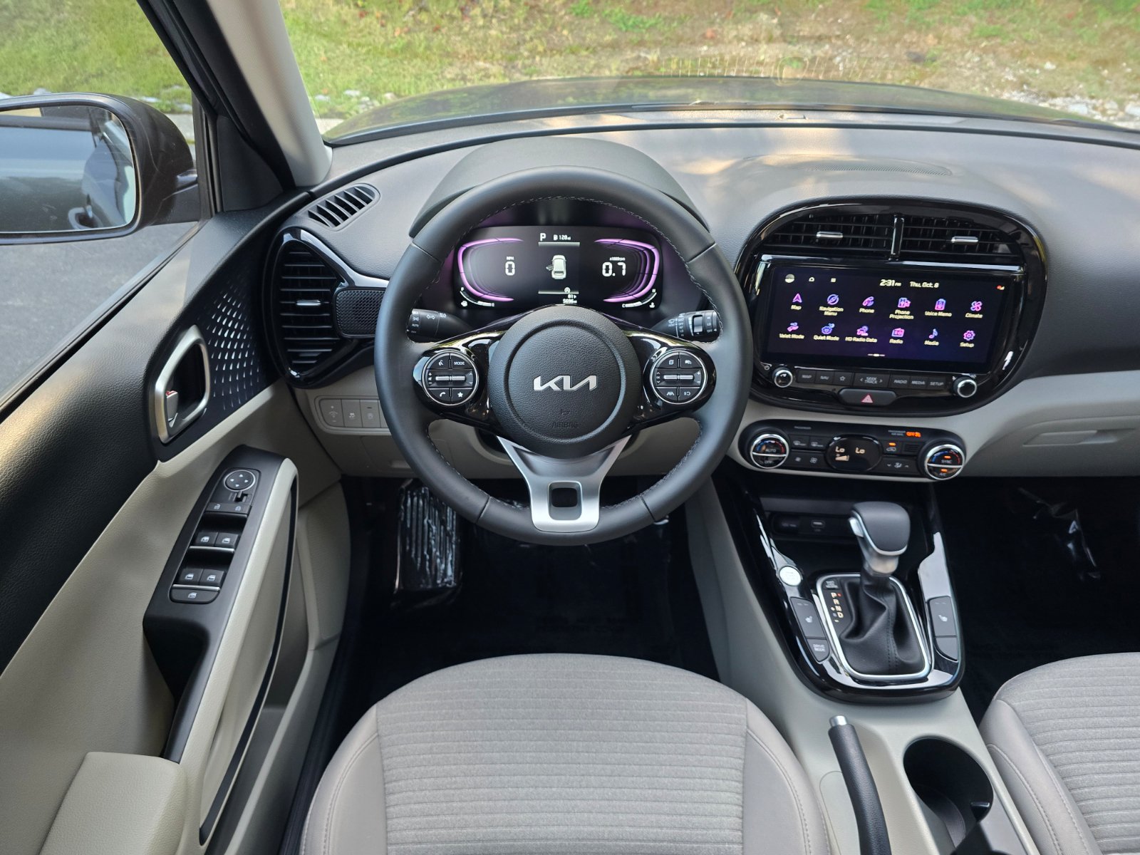 Used 2025 Kia Soul EX FWD image 12