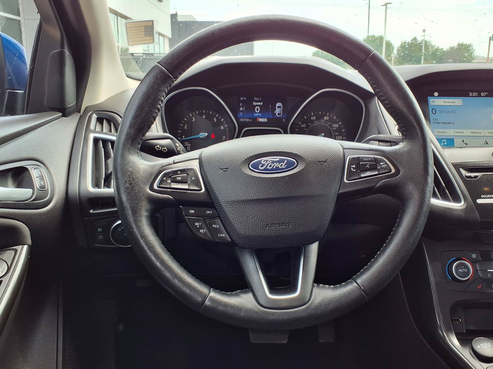 Used 2018 Ford Focus Titanium FWD image 15
