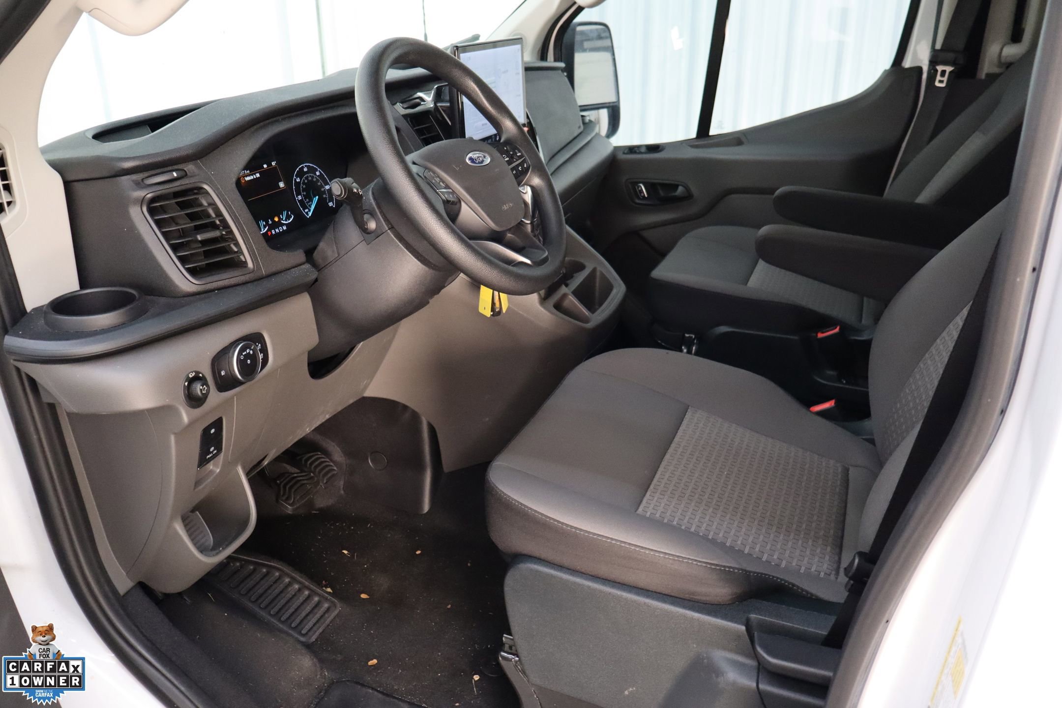 Used 2023 Ford Transit 350 XLT image 22