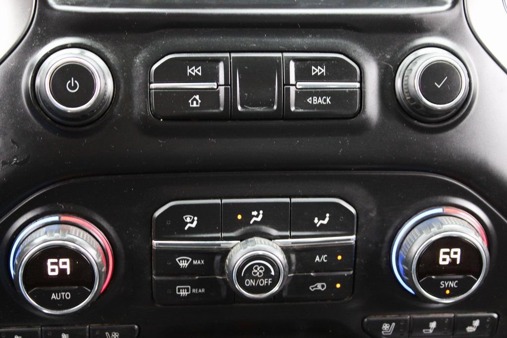 Used 2019 Chevrolet Silverado 1500 LTZ w/ LTZ Plus Package AWD/4WD image 27