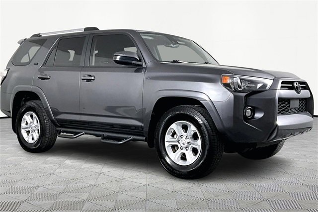 Used 2021 Toyota 4Runner SR5 image 3