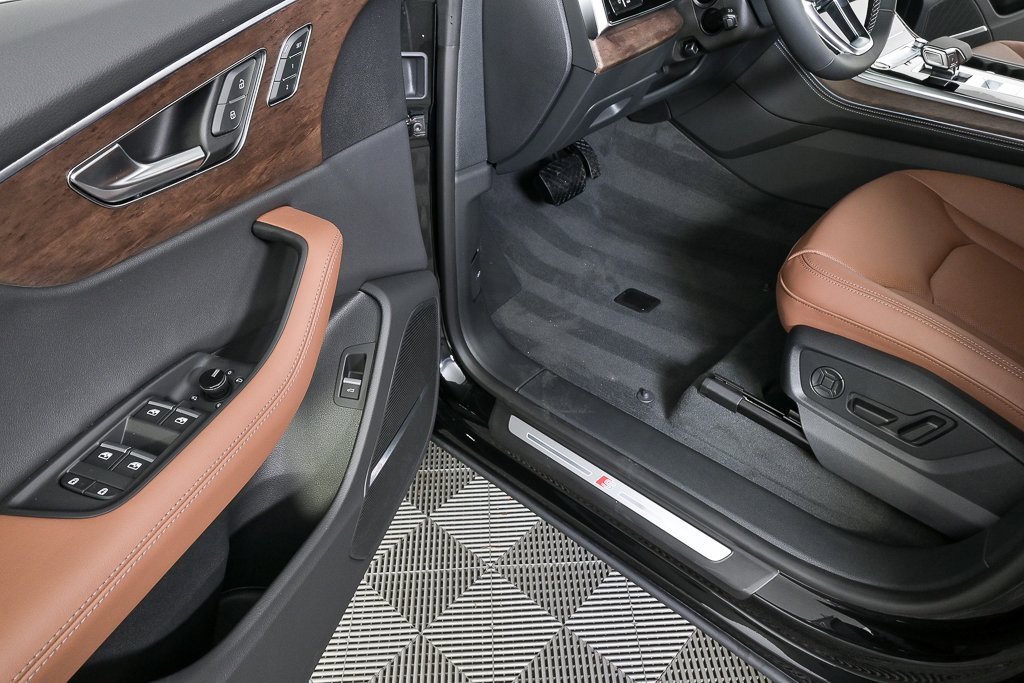 New 2026 Audi Q8 Premium Plus image 8