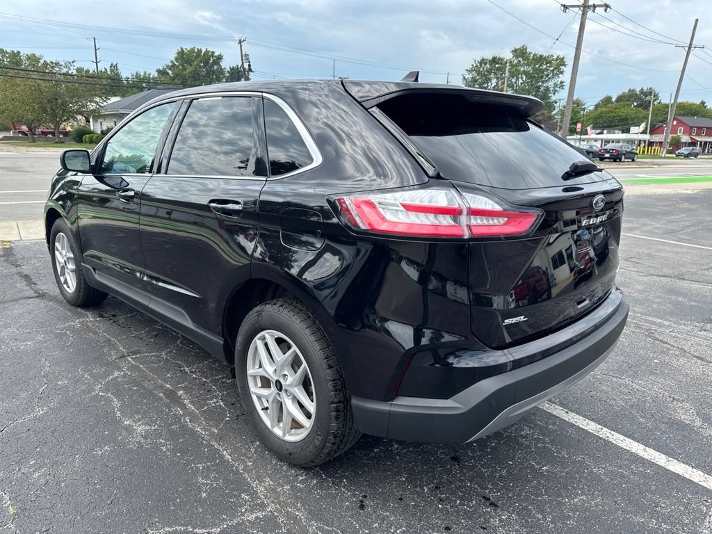 Used 2024 Ford Edge SEL w/ Convenience Package AWD/4WD image 6