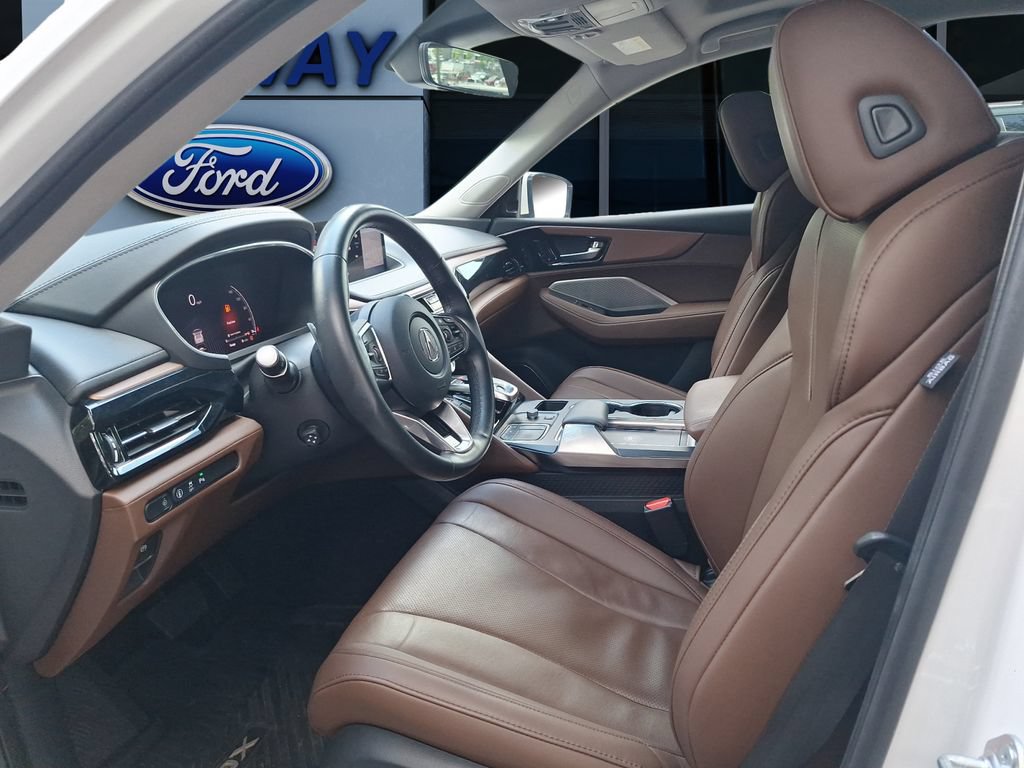 Used 2024 Acura MDX w/ Technology Package AWD/4WD image 11