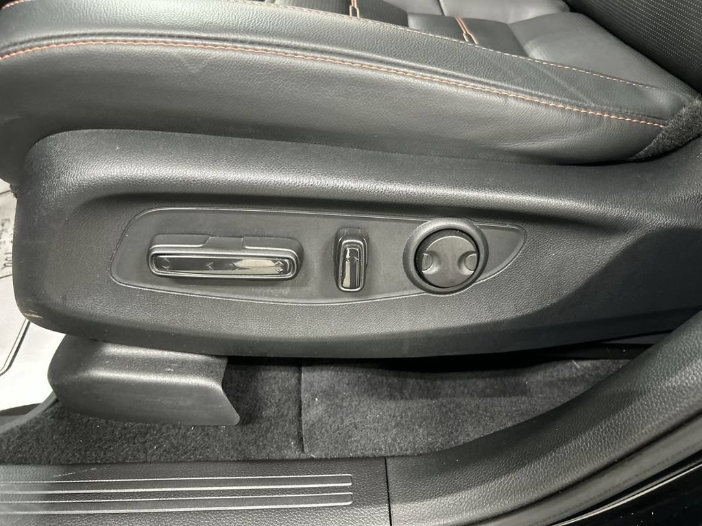 Used 2023 Honda CR-V Sport Touring image 10