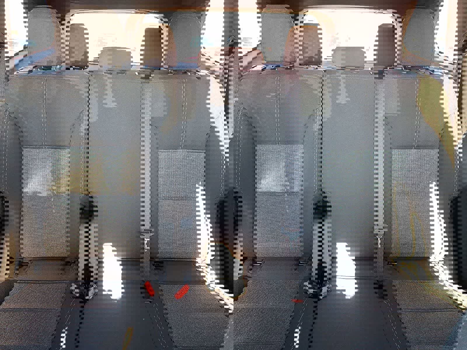 Used 2025 GMC Acadia Elevation image 14