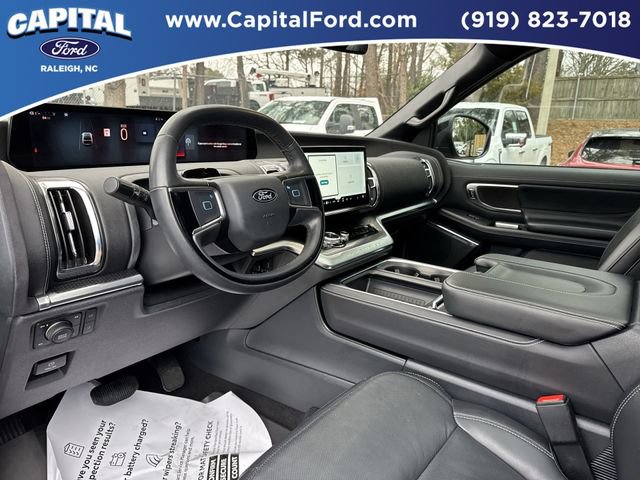 Certified 2025 Ford Expedition Max Platinum w/ Stealth Performance Package AWD/4WD image 18