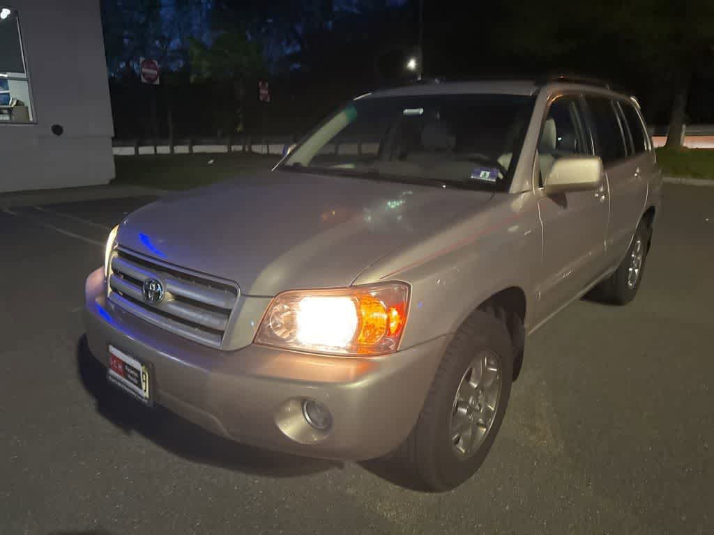 Used 2004 Toyota Highlander 4WD V6 image 4
