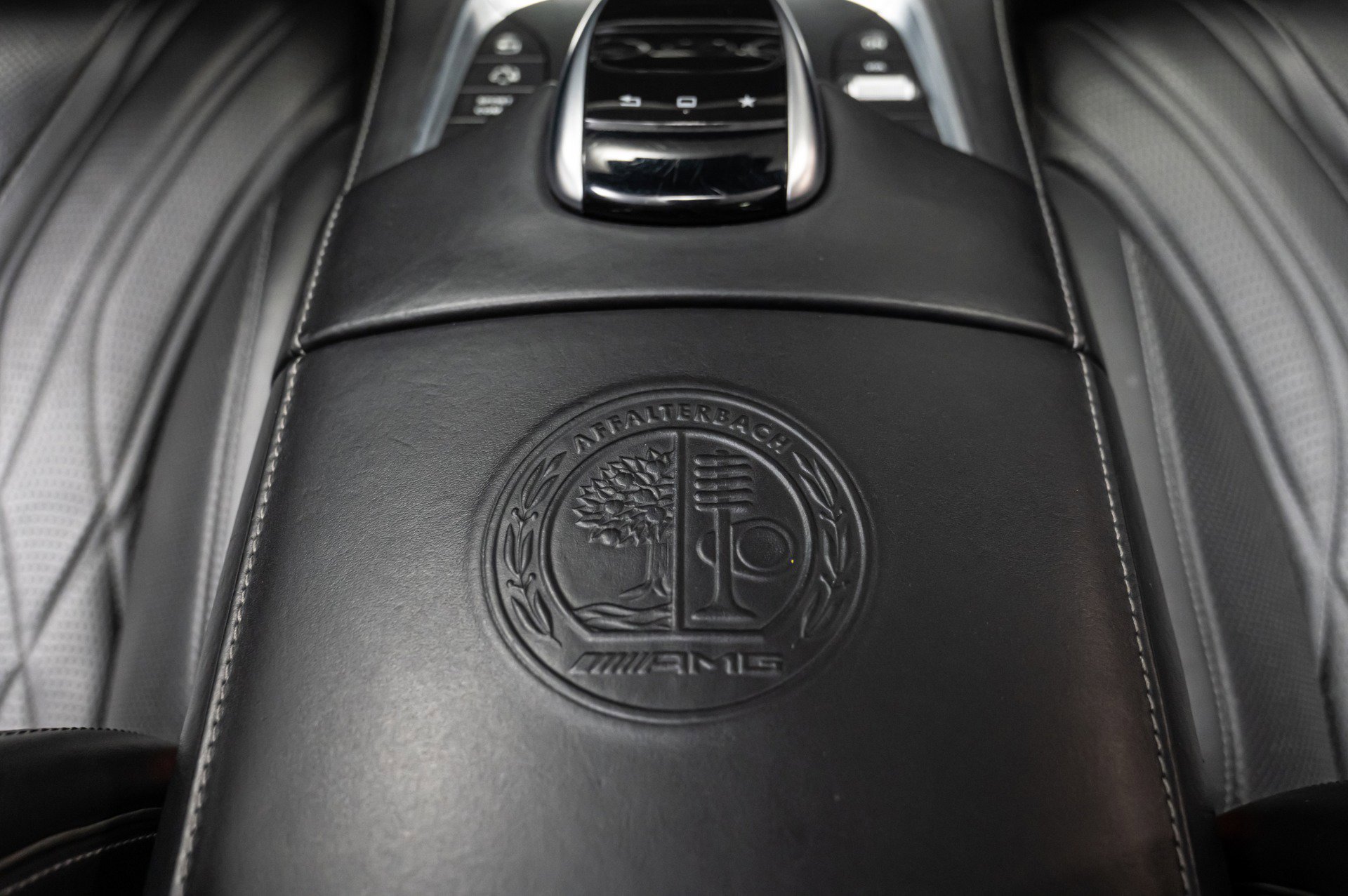 Used 2015 Mercedes-Benz S 63 AMG 4MATIC Sedan w/ Driver Assistance Package image 28