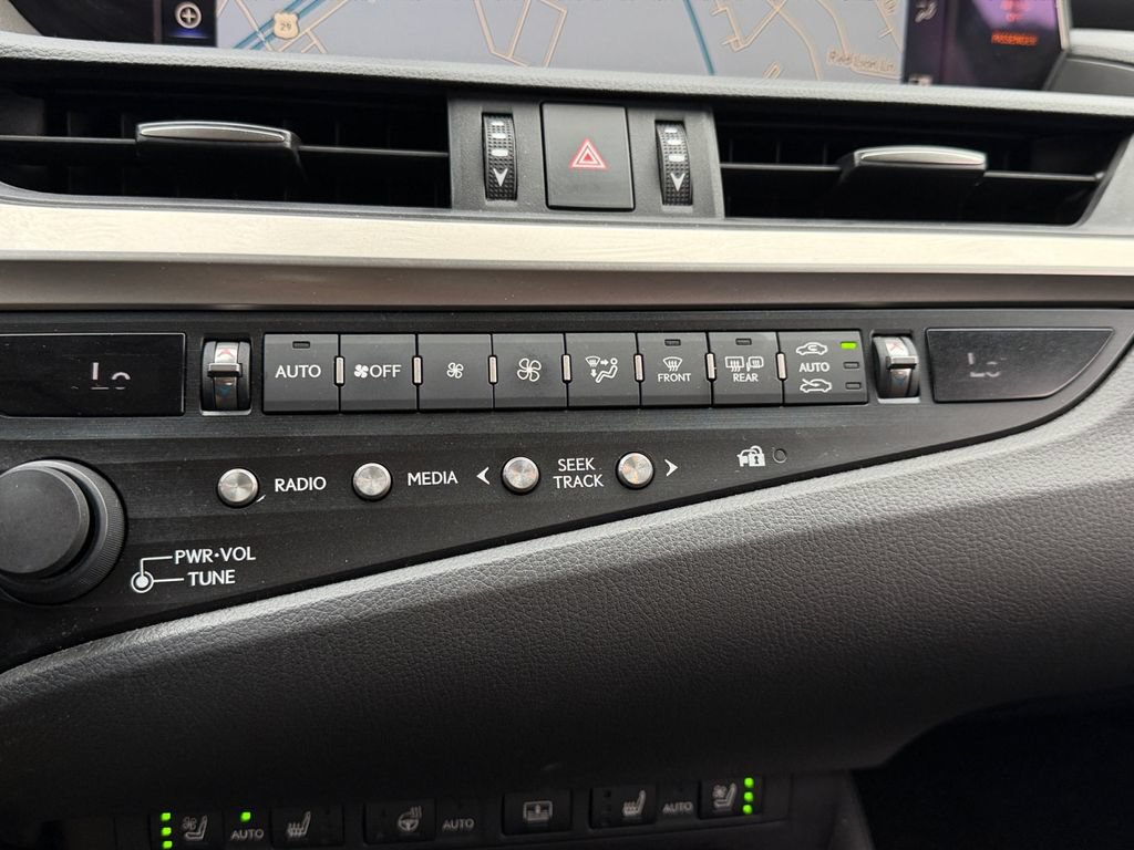 Used 2019 Lexus ES 350 w/ Accessory Package 2 FWD image 21