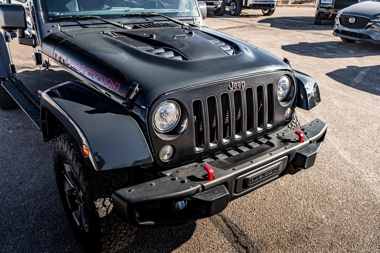 Used 2017 Jeep Wrangler Unlimited Rubicon image 9