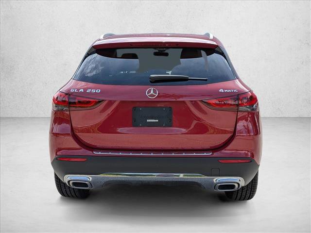 Used 2022 Mercedes-Benz GLA 250 4MATIC w/ Premium Package Lite image 7