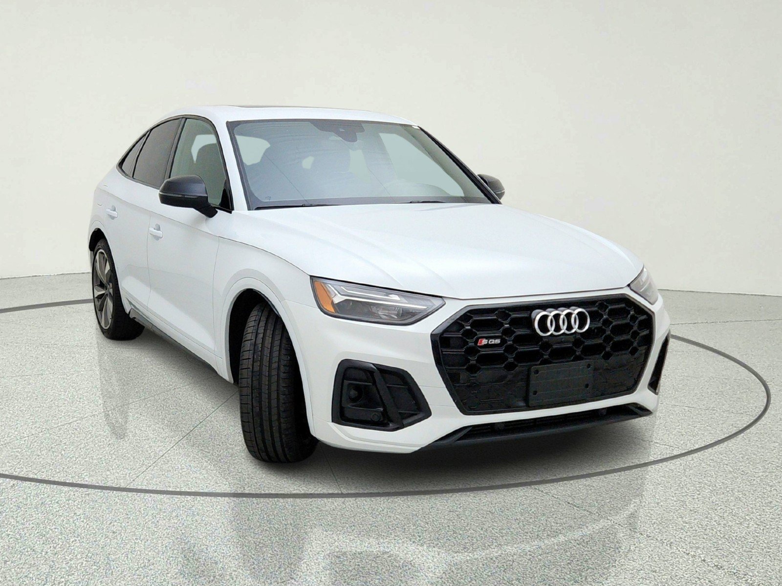 Used 2023 Audi SQ5 Premium Plus w/ Premium Plus Package AWD/4WD image 4