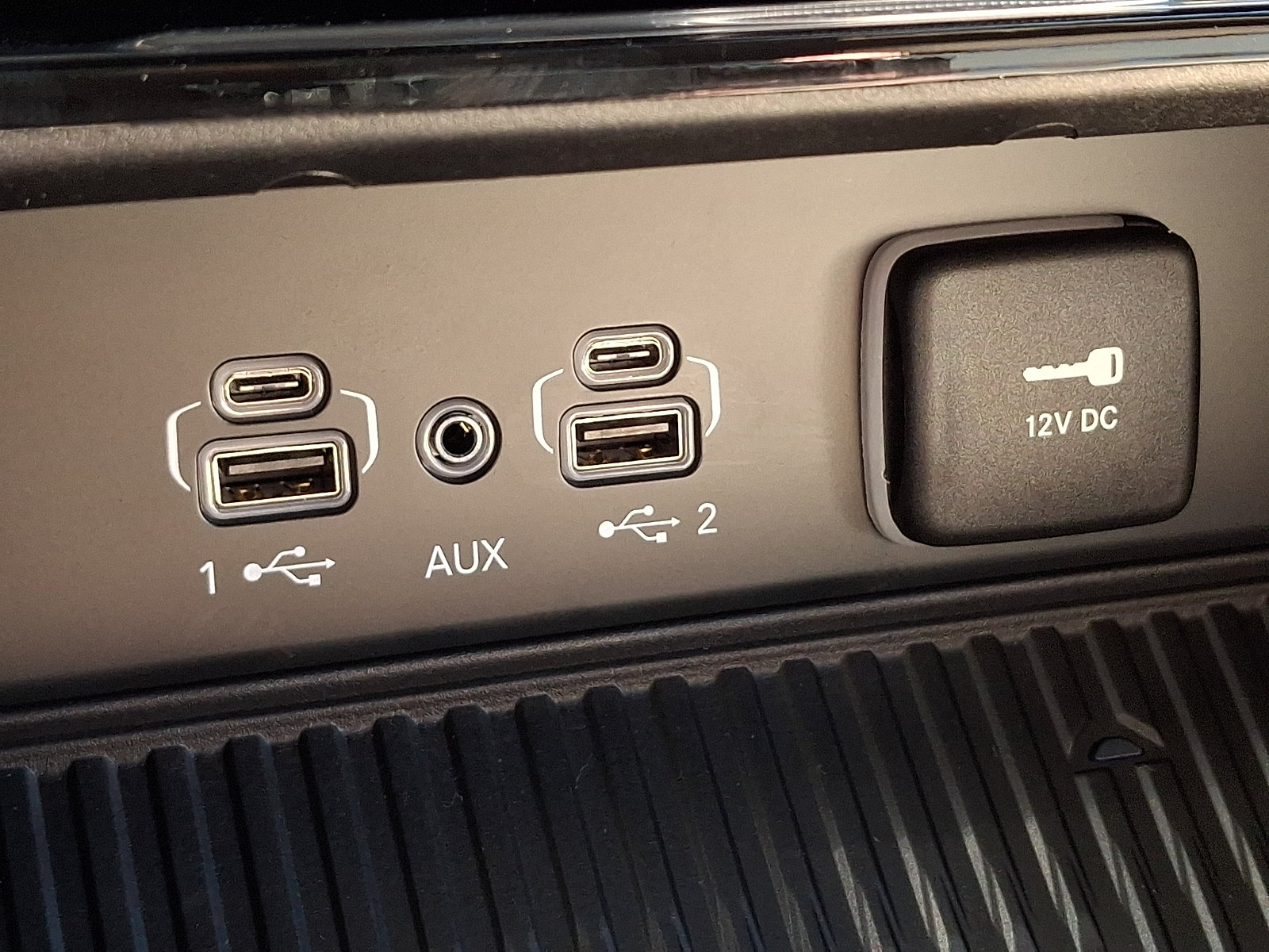New 2027 Jeep Grand Cherokee Limited AWD/4WD image 16